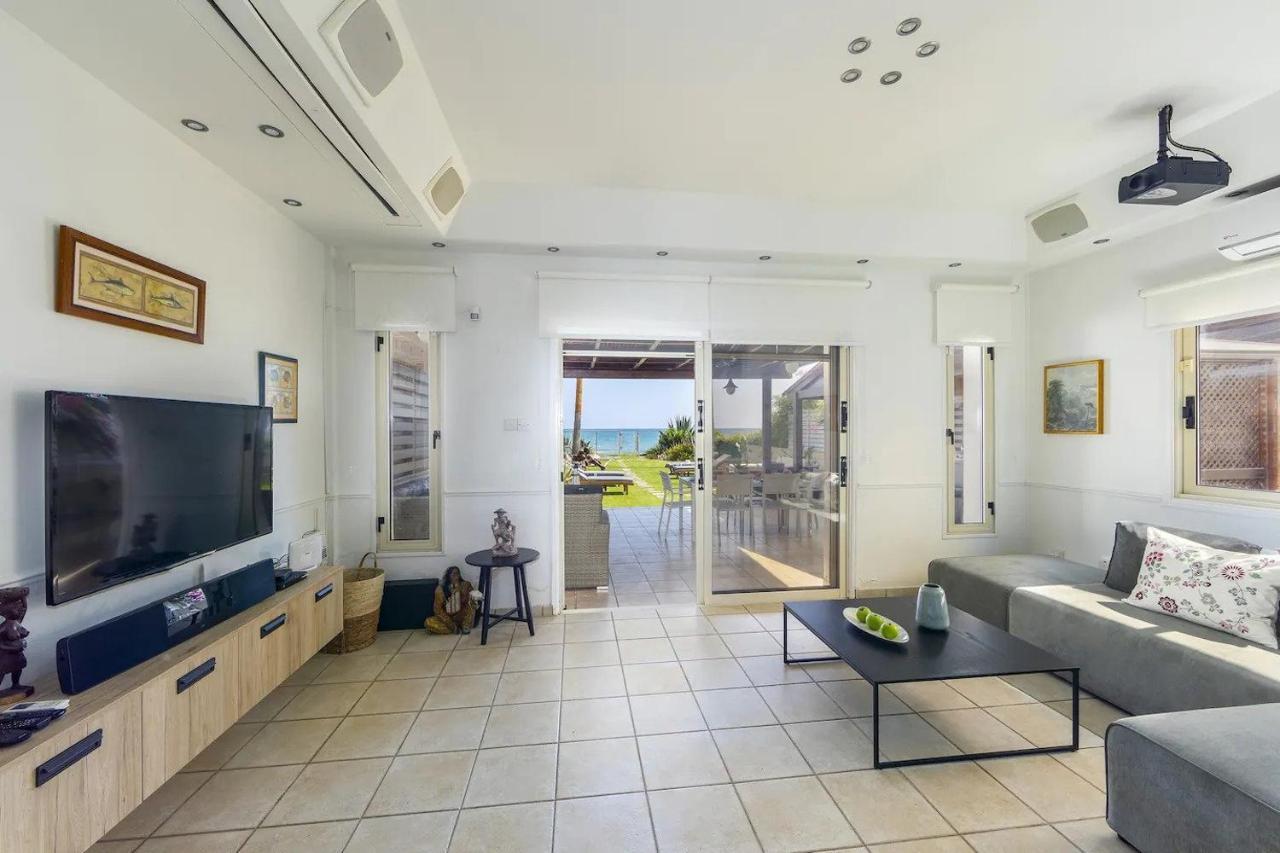 Beachfront Villa Carpe Diem Kiti Extérieur photo