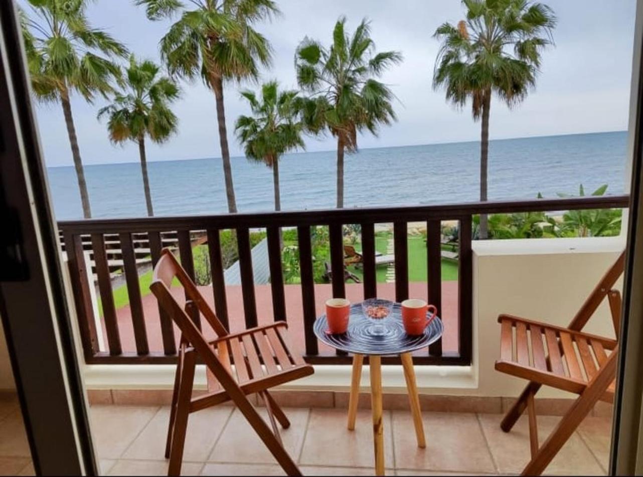 Beachfront Villa Carpe Diem Kiti Extérieur photo